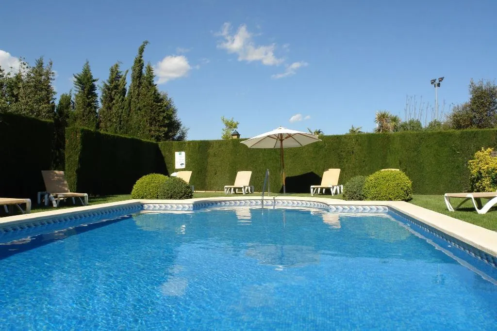 Pool, AD Hoc Parque Golf, Valencia
