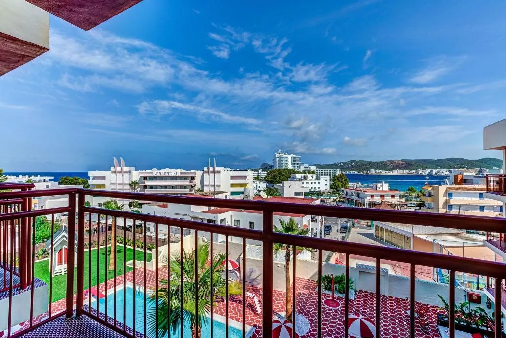 SUITE STANDARD Room, Romeos Ibiza, Ibiza
