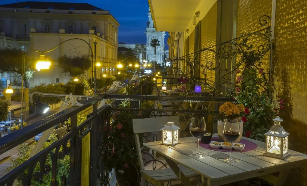 General view, B&B Eco, Naples