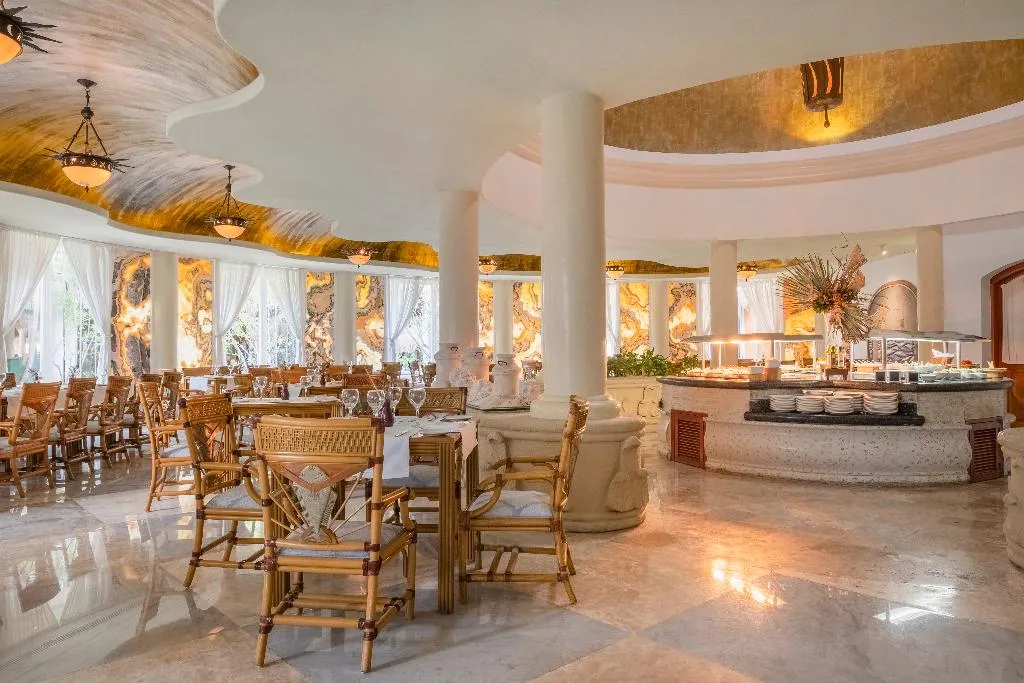 Restaurant, Iberostar Waves Paraiso del Mar All Inclusive, Cancun Area
