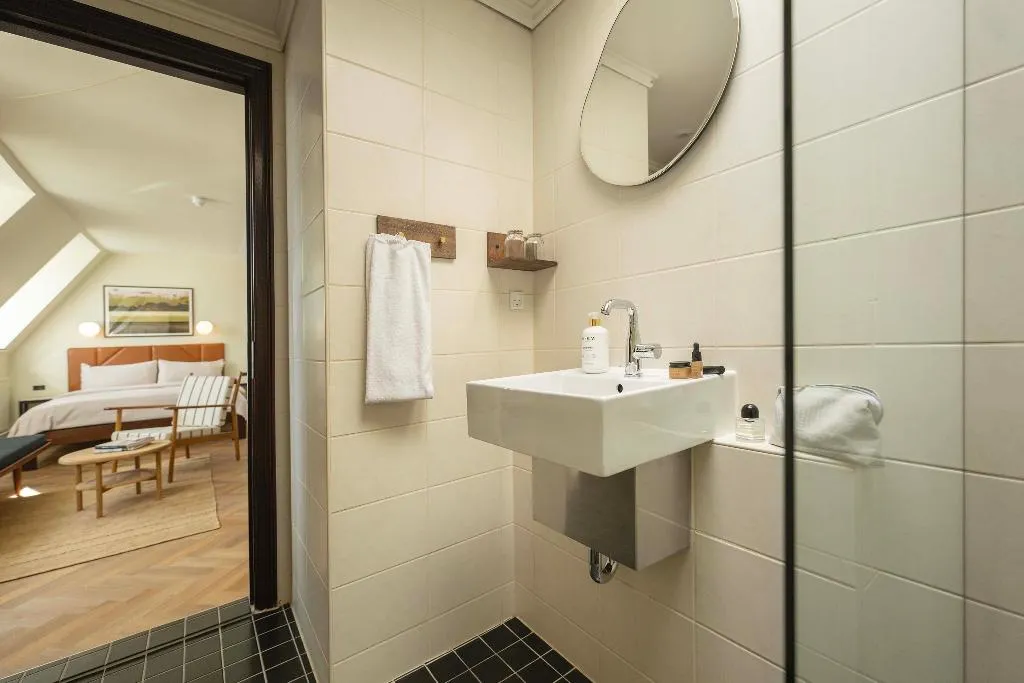 DOUBLE DELUXE KING BED Room, Hotel Mayfair, Copenhagen