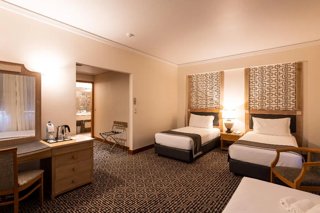 Double or Twin CAPACITY 3 Room, Mundial, Lisbon