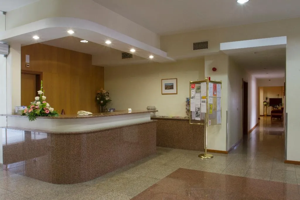 Lobby, Aguiar Da Pena, Porto