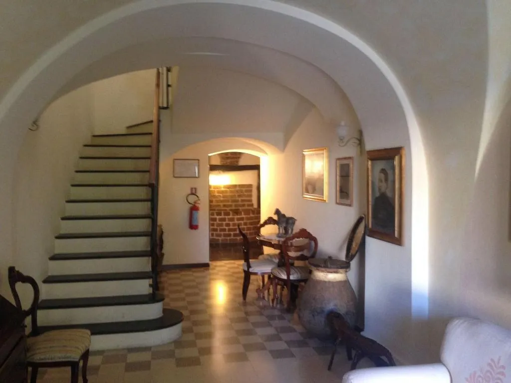 Lobby, Sa Mola, Alghero
