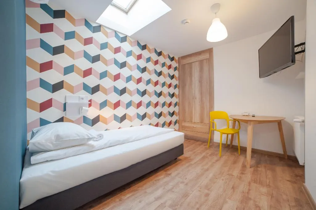 SINGLE STANDARD Room, Hostel Atlantis Kraków, Krakow