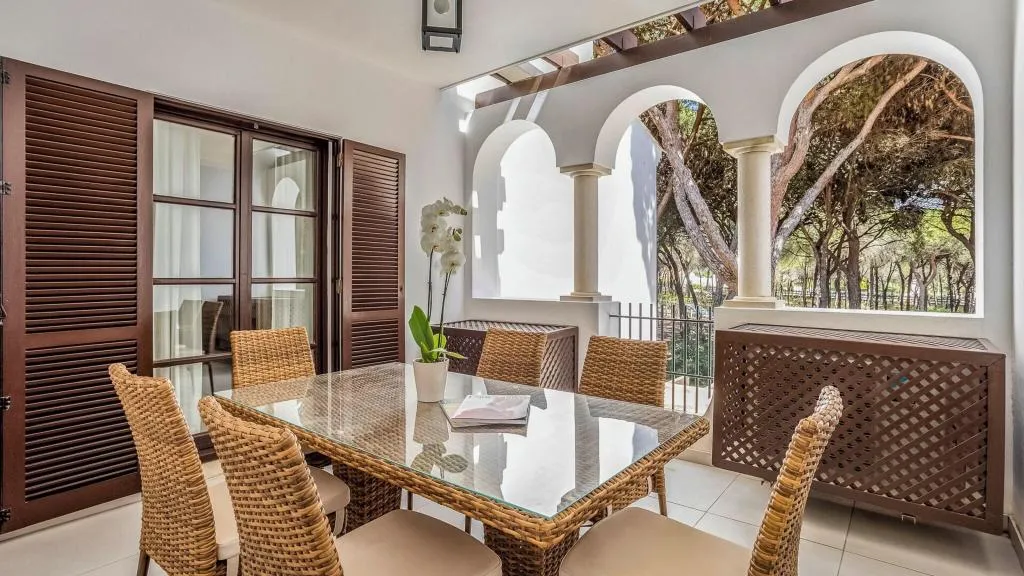 Terrace, Pine Cliffs Village & Golf Suites, Algarve