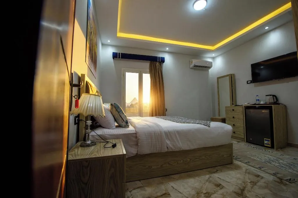Room EXECUTIVE KING BED Room, Capital Of Pyramids Hotel, Cairo