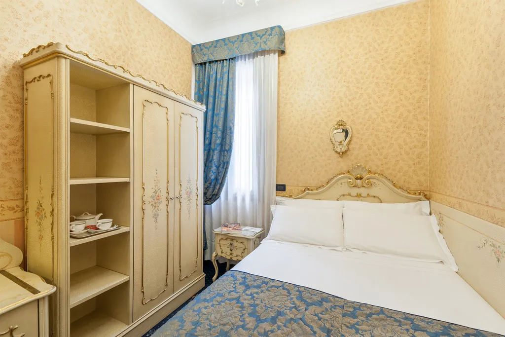 DOUBLE ECONOMY Room, Hotel Montecarlo, Venice