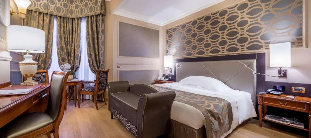 Room, Grand Visconti Palace, Milan