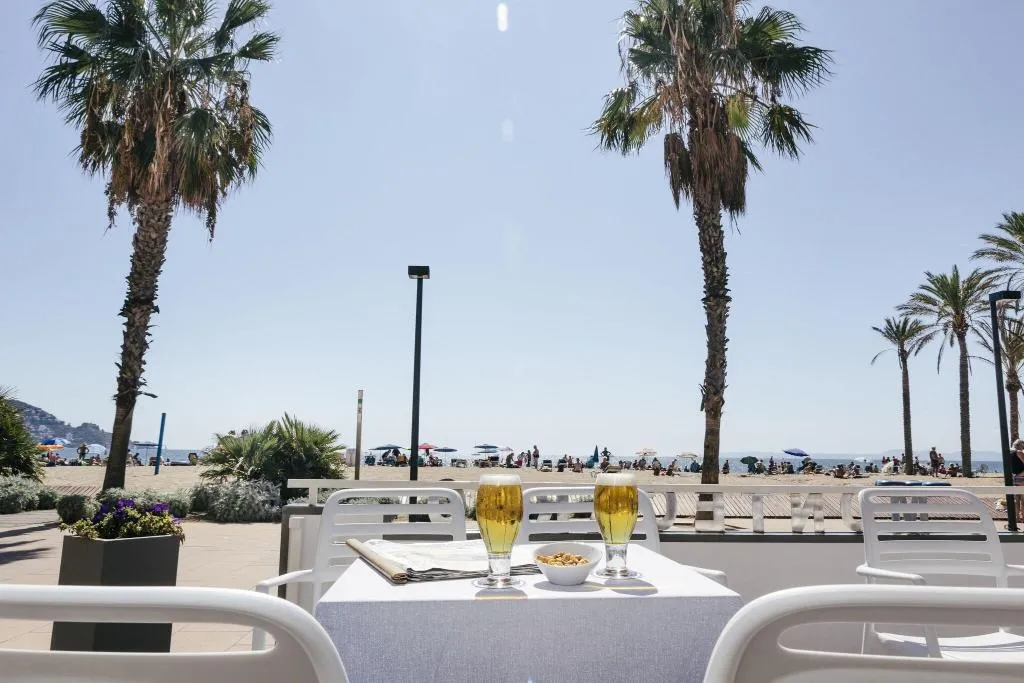 Bar, Montecarlo, Costa Brava