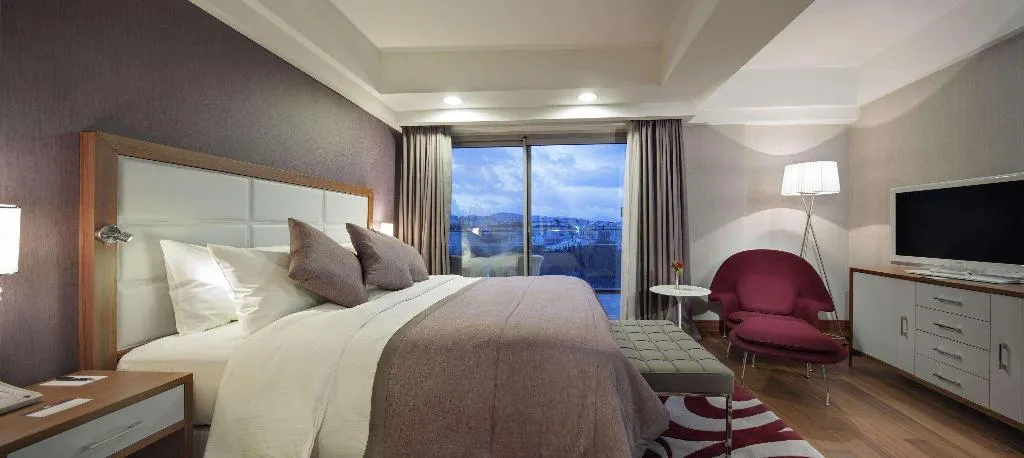 Room, DoubleTree by Hilton Kusadasi, Izmir