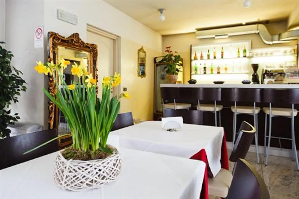 Restaurant, Hotel-Motel Autosole 2, Milan