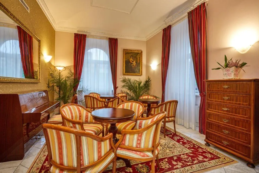 Lobby, St George, Prague