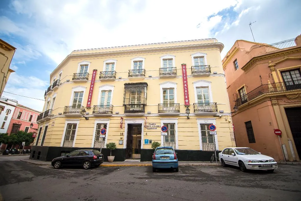 General view, Petit Palace Santa Cruz, Seville