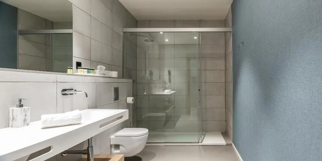 Room, Sleep & Fly, Barcelona