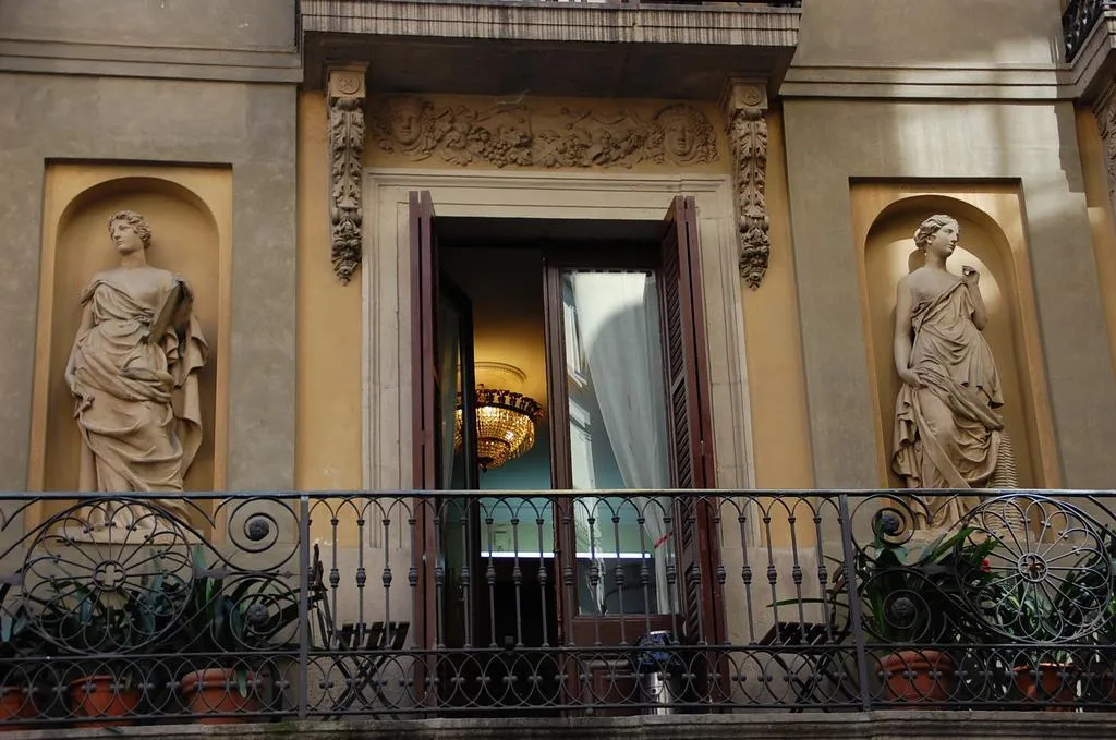 General view, Pension 45, Barcelona
