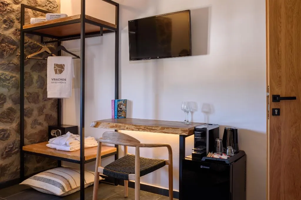 DOUBLE STANDARD Room, Vrachos Suites Mykonos, Mykonos