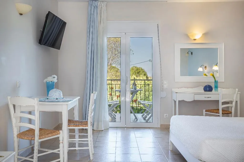 JUNIOR SUITE GARDEN VIEW Room, Astra Village, Kefallinia