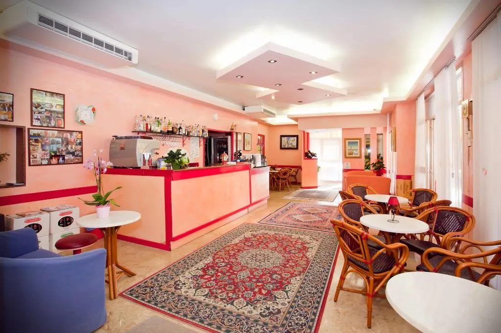 Bar, Hotel Catto Suisse, Venice