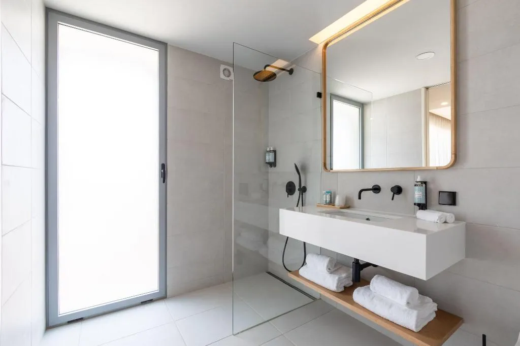 Room, White Shell Beach Villas, Algarve