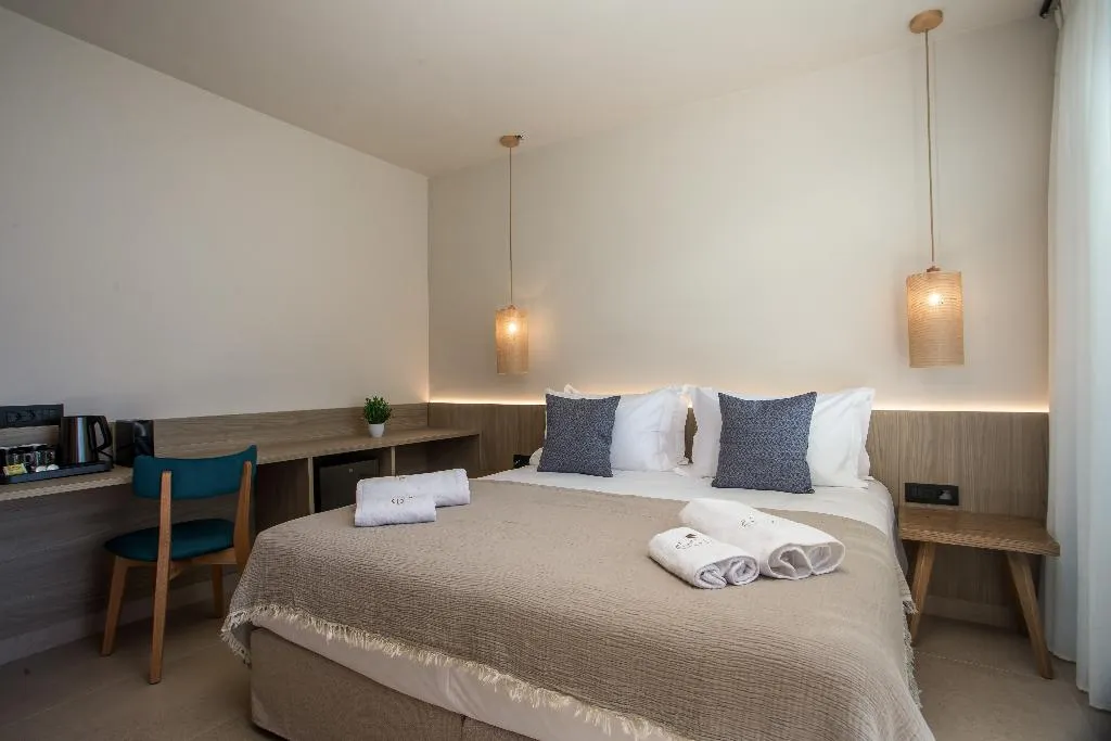 DOUBLE DELUXE Room, Este Elegant Suites and Villas, Rhodes