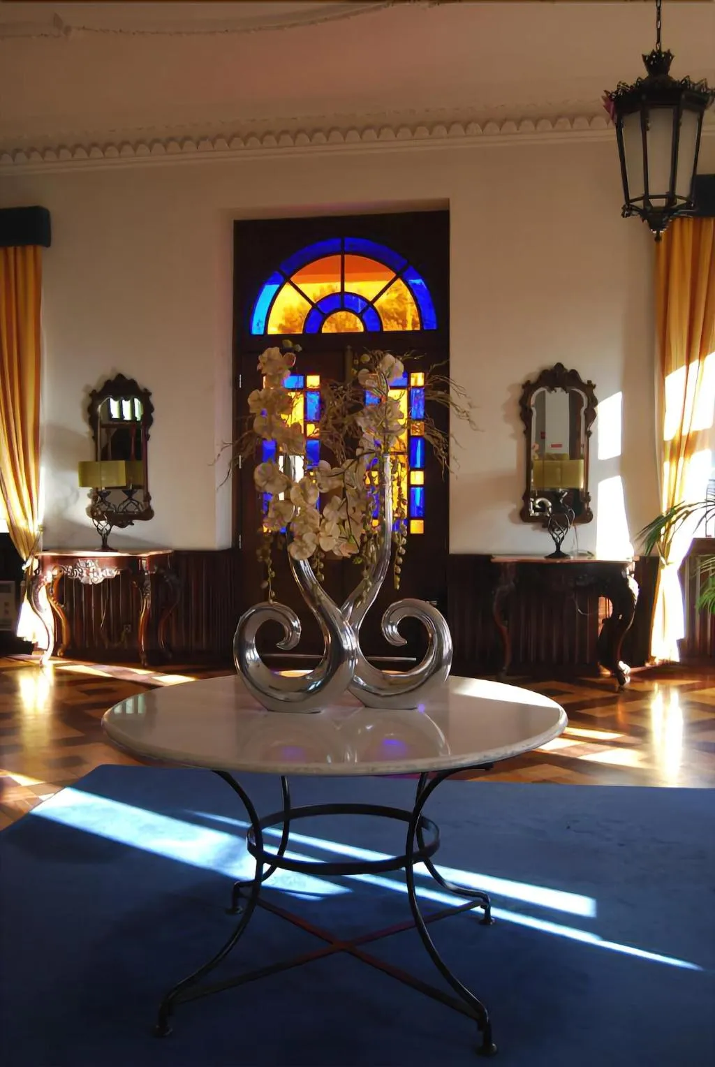 Lobby, Inatel Luso, Porto