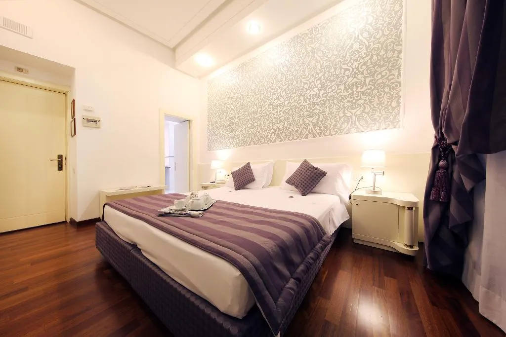 Room, Traiano, Rome