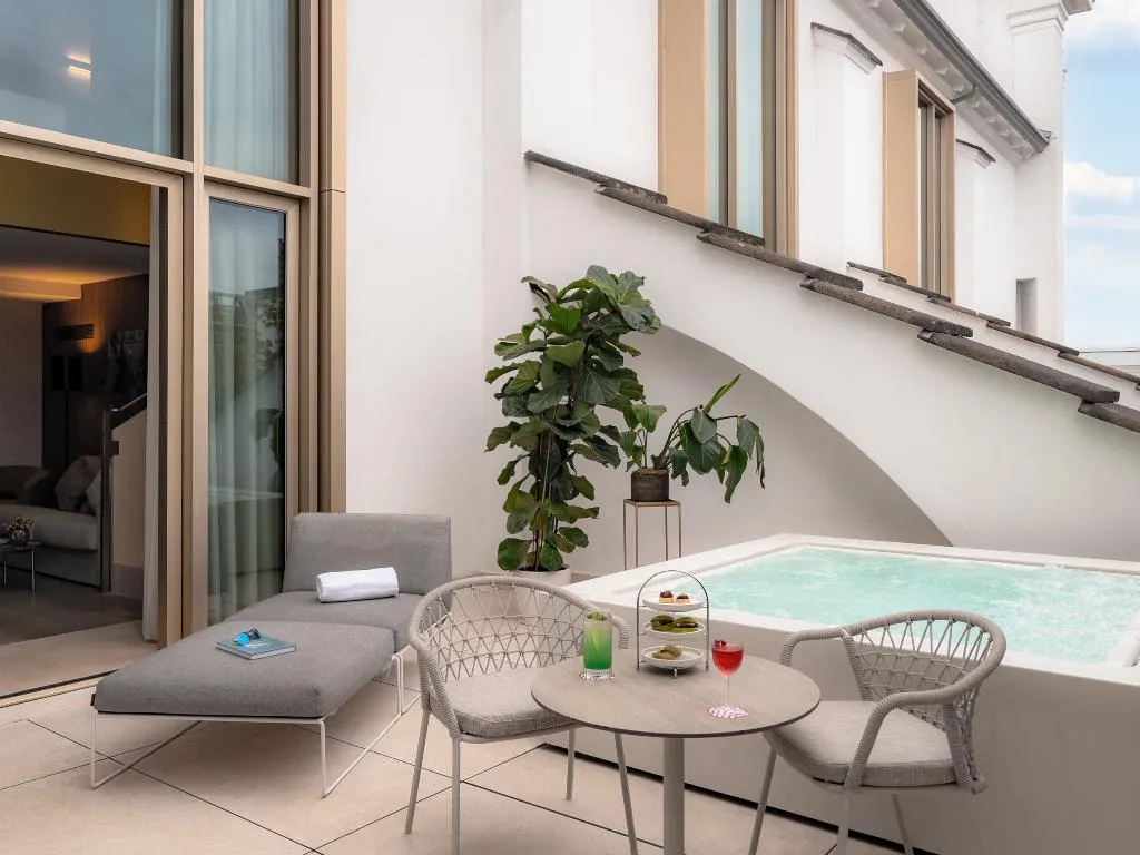 SUITE DUPLEX Room, NH Collection Milano CityLife, Milan