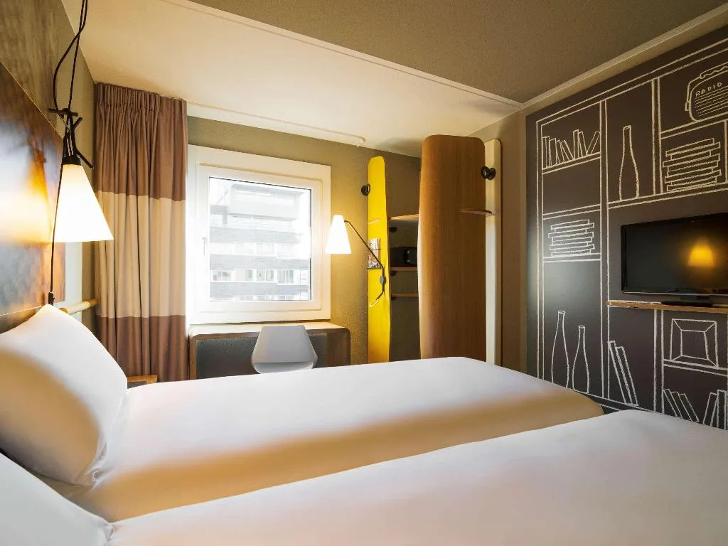 TWIN STANDARD Room, Ibis Amsterdam Centre Stopera, Amsterdam