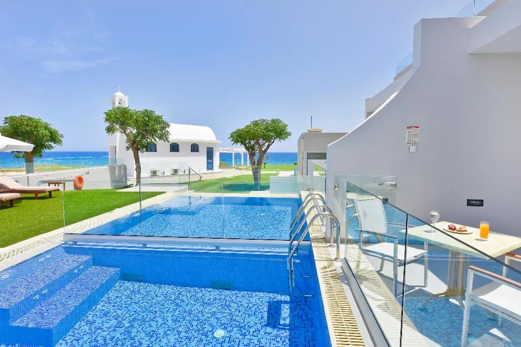 SUITE GRAND Room, Pernera Beach, Cyprus