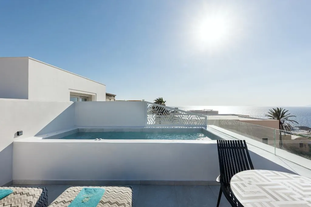 SUITE OCEAN VIEW HONEYMOON Room, La Madeleine Oia, Santorini