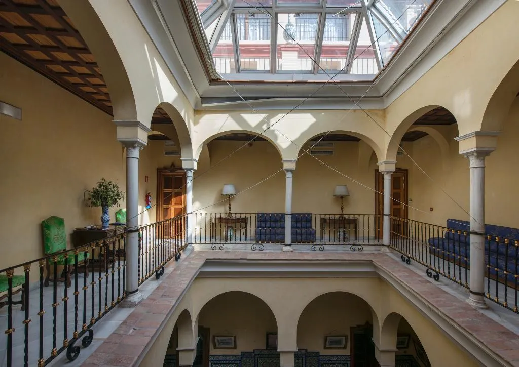 Lobby, Casas de la Juderia, Seville