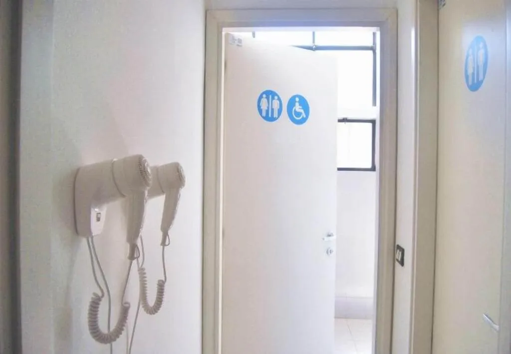 Room, Mio Hostel, Milan