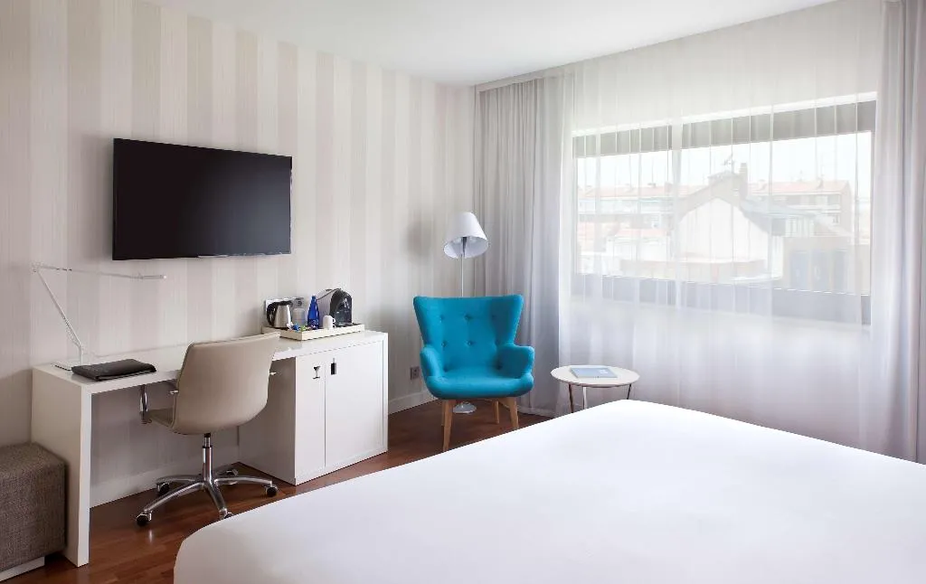 DOUBLE SUPERIOR Room, NH Madrid Ventas, Madrid