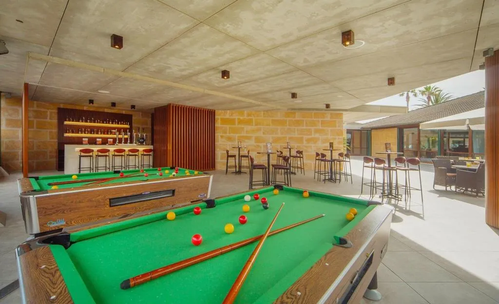 Bar, PortBlue Club Pollentia Resort & Spa, Majorca