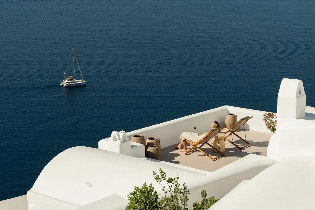 General view, Canaves Ena, Santorini