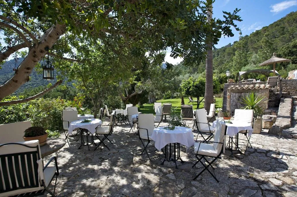 Terrace, Finca Hotel Es Castell, Majorca