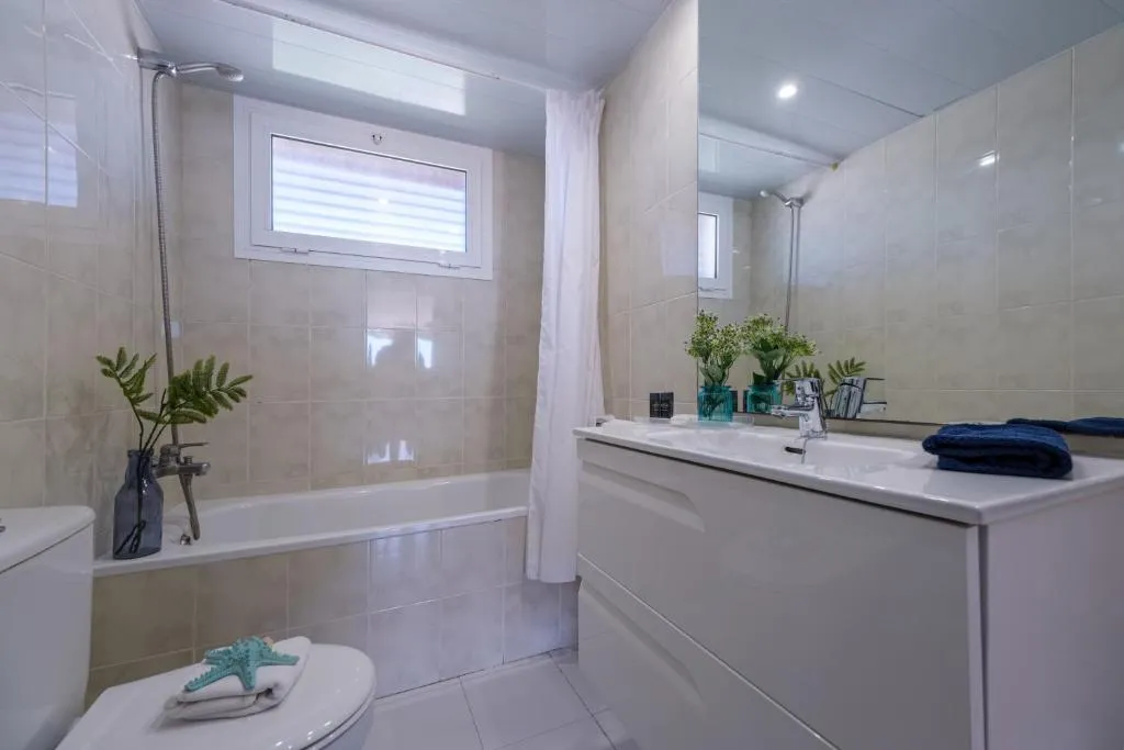 APARTMENT ONE BEDROOM Room, Estival Park Apartments, Costa Brava