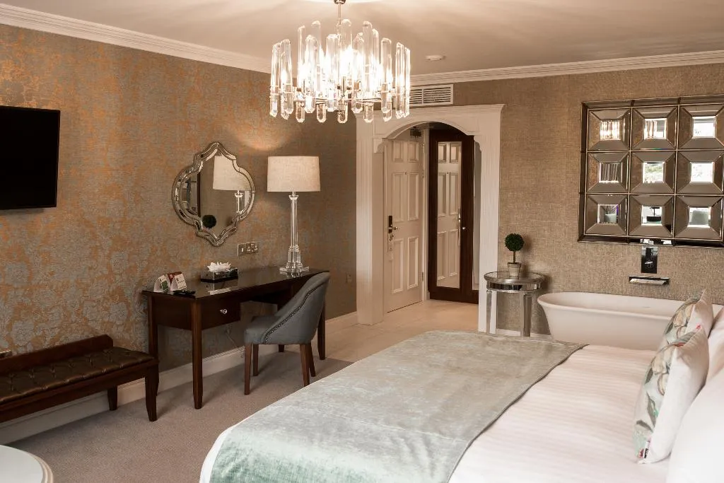 SUITE SUPERIOR GARDEN VIEW Room, Clanard Court Hotel, Dublin