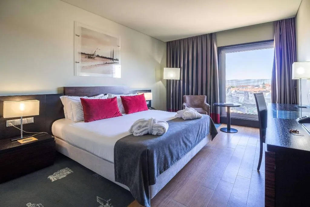DOUBLE PREMIUM Room, Melia Ria, Algarve