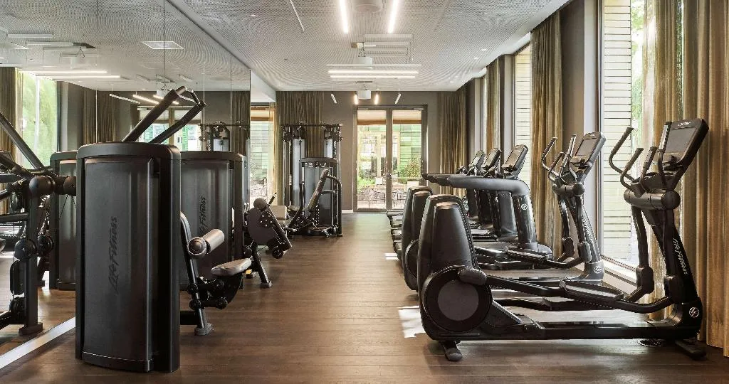 Sports and Entertainment, Hyatt Regency Amsterdam, Amsterdam