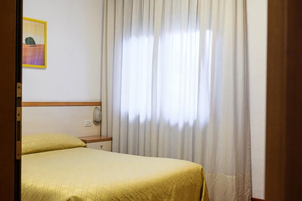 SINGLE STANDARD Room, Hotel Due Ragni, Venice