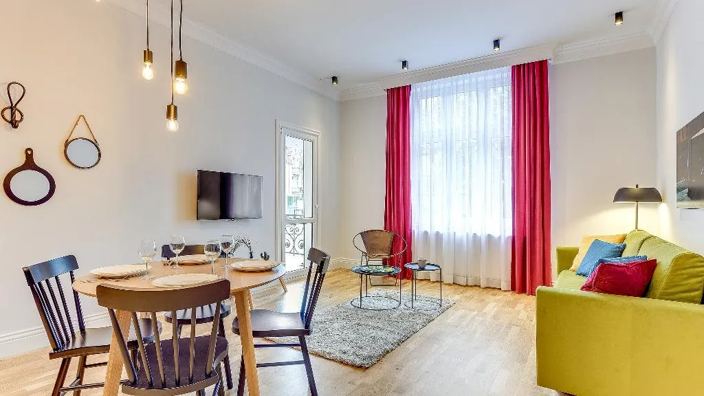 APARTMENT WITH BALCONY Room, Dom & House - Apartments Quattro Premium, Gdansk