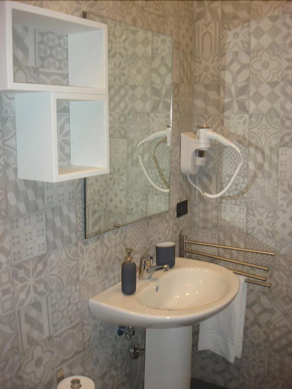 Room, La Dimora Di Garibaldi, Naples