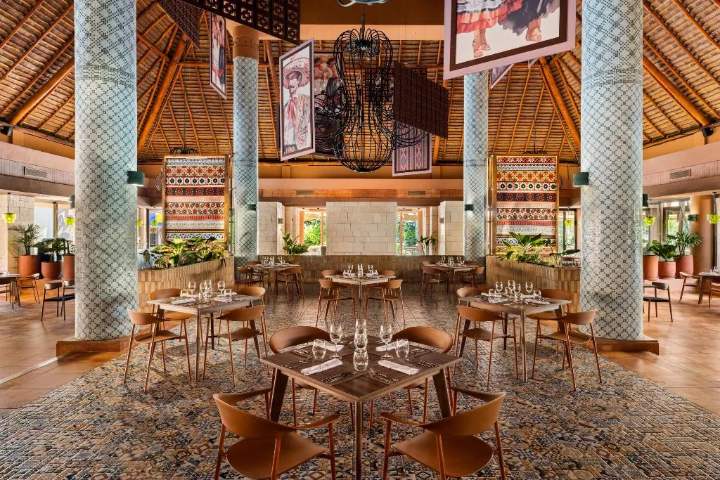 Restaurant, Bahía Príncipe Escape Tequila, Cancun Area
