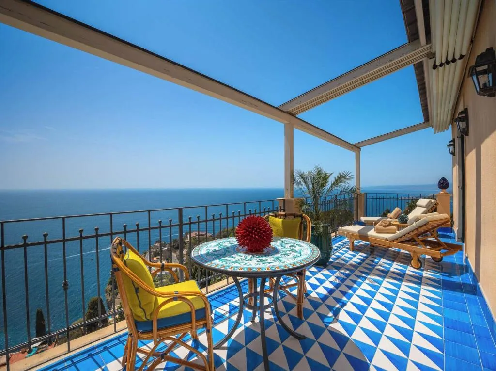 SUITE THREE BEDS Room, Grand Hotel San Pietro, Taormina