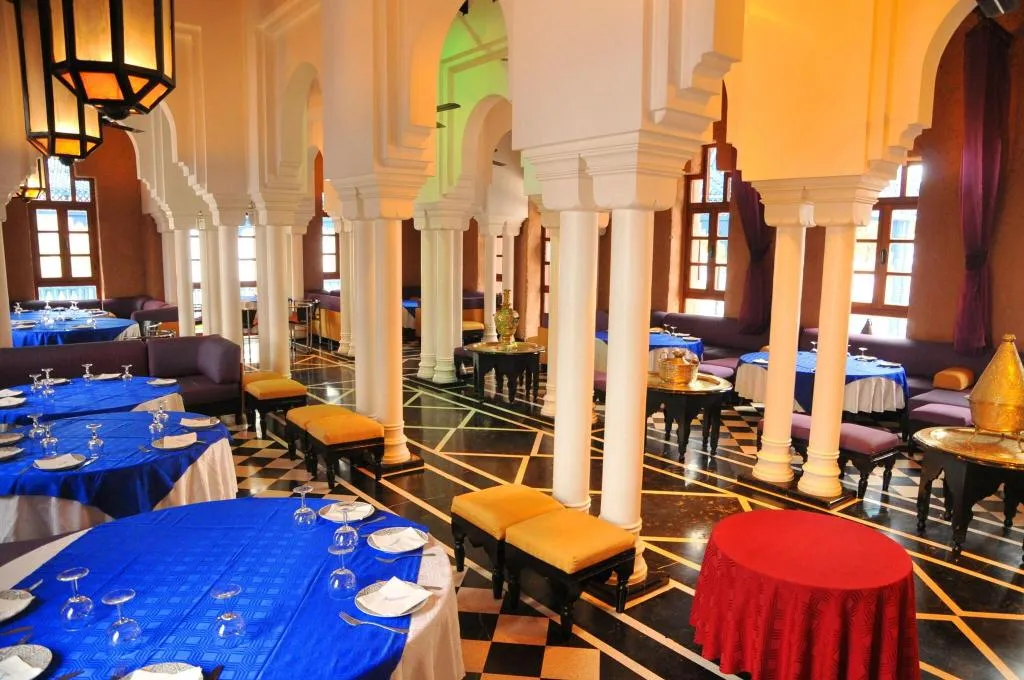 Restaurant, El Pueblo Tamlelt, Agadir
