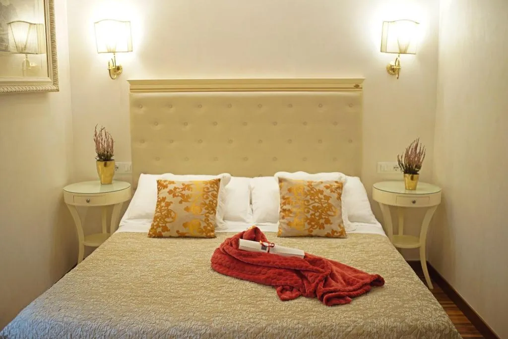 Room, Residenza Locanda Navona, Rome
