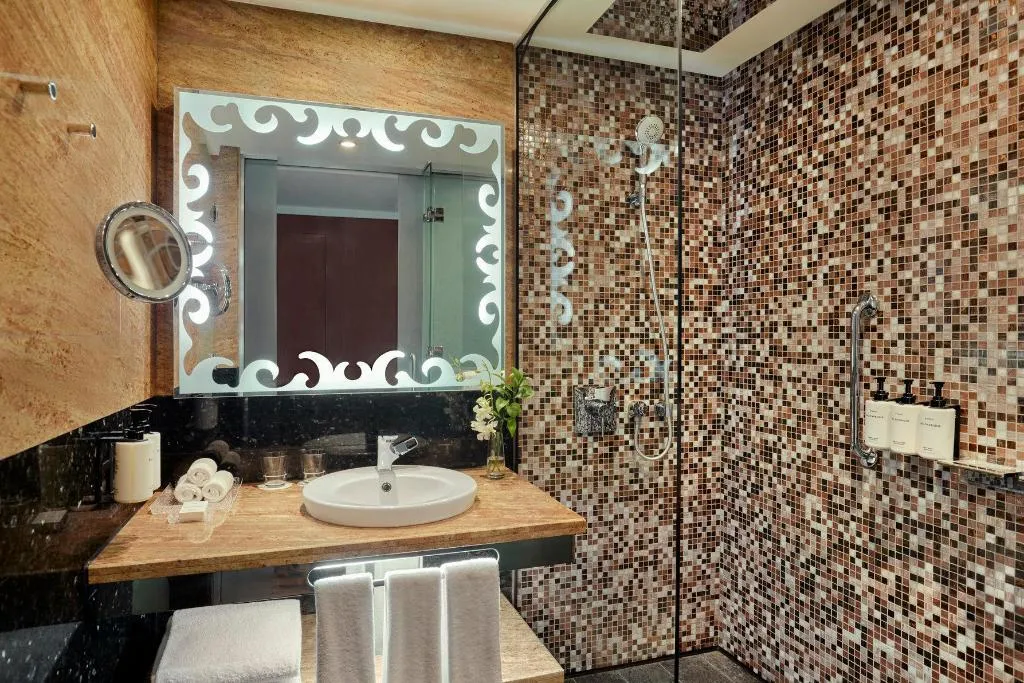 Room CLUB KING BED Room, InterContinental Cairo Citystars, Cairo