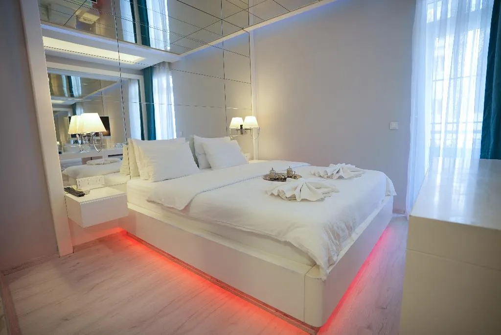 DOUBLE DELUXE WITH BALCONY Room, By Cemil Boutique Hotel, Antalya